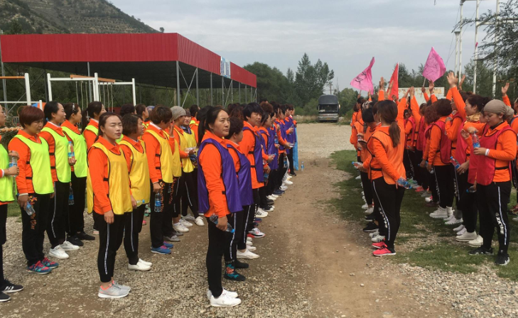 ������չ��ѵ