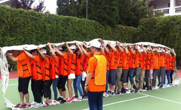 ������չ��ѵ