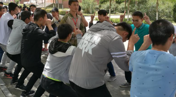 ������չ��ѵ