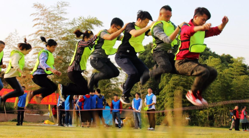 ������չ��ѵ