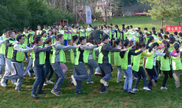 ������չ��ѵ