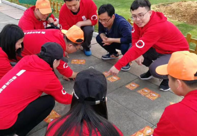 ������չ��ѵ