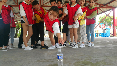 ����������չ